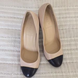 JCrew Black and Cream Classic pumps